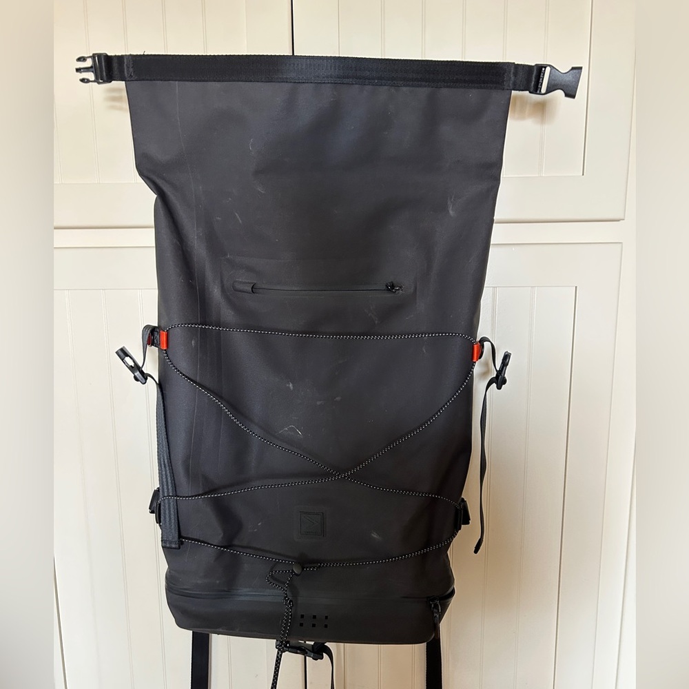 IAMRUNBOX commuting backpack